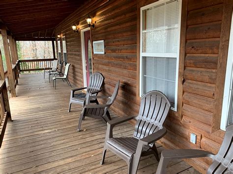 Lakeside Cabin Rental Livingston Tennessee Glamping Hub