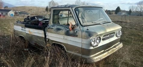 040618 1961 Corvair 95 Rampside Pickup 1 Barn Finds
