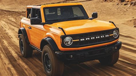 Early Look At The 2021 Ford Bronco Motortrend Exclusive Youtube