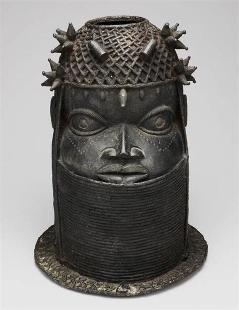 Edo Court Of Benin Nigeria Altar Head For An Oba Uhunmwun Elao 18th