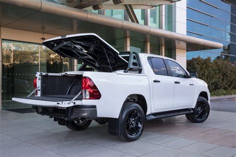 2018 Toyota Hilux Rogue Tray