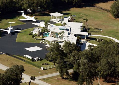 Following a lifelong love of aviation, 70's tv phenom actor john travolta now lives in jumbolair, just north of ocala, florida. Aerial view