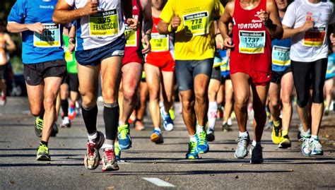 O que é a maratona de cartas? Descubra como correr uma meia maratona