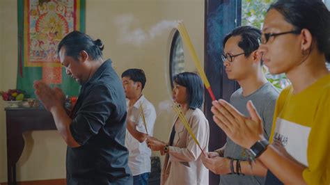 Trịnh công sơn xứng đáng trở thành biểu cả 2 tựa này đều không hợp lý ở chỗ xét về thời điểm sáng tác cụ thể, trịnh công sơn viết vào năm. Phim về nhạc sĩ Trịnh Công Sơn và cô gái Nhật được đầu tư kinh phí kỷ lục | Phụ nữ & Pháp luật ...