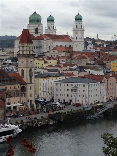 Rund 2000 engagierte mitarbeiter kümmern sich hier mit. Passau, Germany | Passau germany, Pictures of germany ...