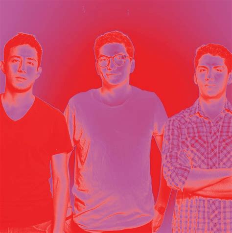La idea resultó ser exitosa, el juego se extendió ampliamente y llegó a nuestros días de manera segura. Torres de Hanói estrena "Más Cerca" - Indie Rocks!