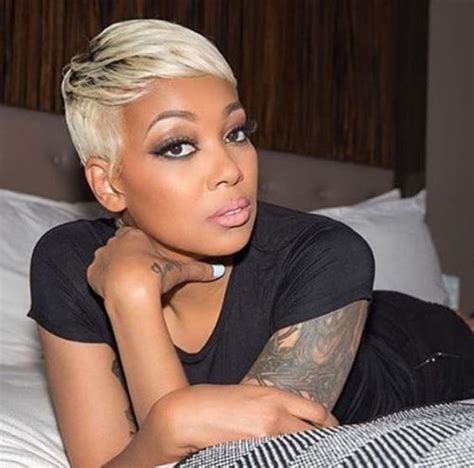 Add a shaggy cut for even more cool points. Best Pixie Cuts for Blonde Hair | Short-Haircut.com