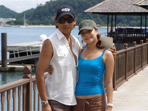 Ekonom senior, rizal ramli memperkirakan ekonomi indonesia pada tahun ini atau 2021 hanya bisa tumbuh sekitar 2 persen. Ainul Mardziah Blogspot: Nora Danish
