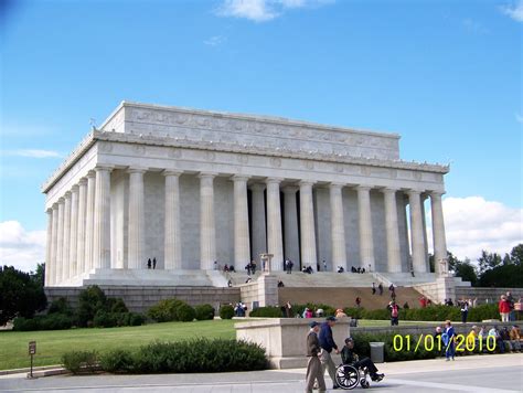 Couldn't Ask For More: Today in History: The Lincoln Memorial ...