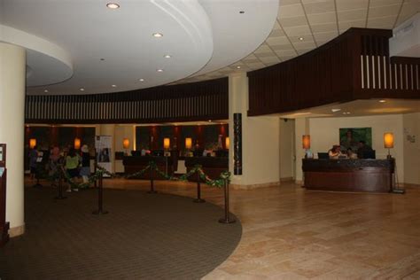 Inside Hotel Picture Of Sheraton Waikiki Honolulu Tripadvisor