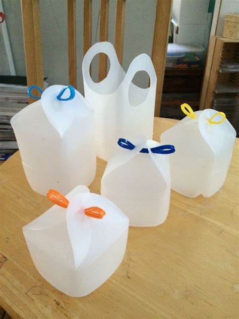 Risultati Immagini Per 15 Creative Ways To Reuse And Upcycle Milk Jugs