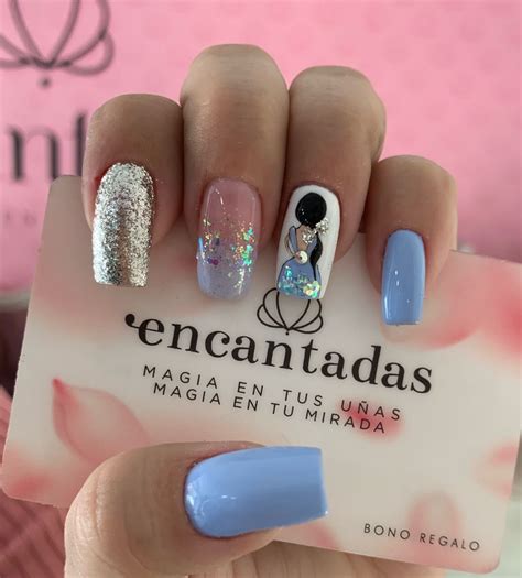 Hacemos un repaso de 400 fotos te mostramos 400 fotos de uñas decoradas 2020 con diseños de uñas para manos y pies muy variado y colorido Pin de Adri Ramirez Fonseca en Diseños de uñas (con ...