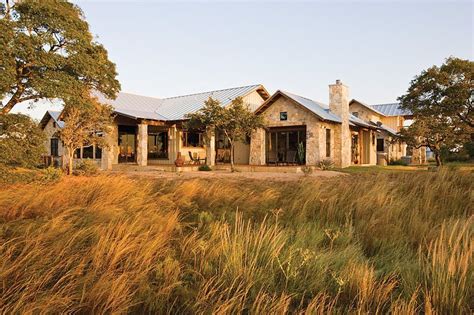Pin By Ryder Lane On Texas Homes Ranch House Exterior Dream House