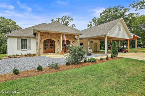 5 acres in Hinds County, Mississippi