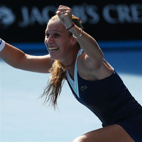 Dominika Cibulkova Runs Over Agnieszka Radwanska To Reach Australian Open Finals News Scores