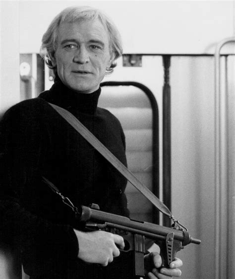He is known for his work on man in a suitcase (1967), мстители (1961) and adam adamant lives! Richard Harris in The Cassandra Crossing (1976) | Richard ...