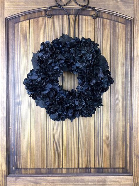 Black Wreath Mourning Wreath Halloween Wreath Black Etsy Halloween