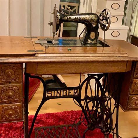 my antique singer 15 sewing machine with my hands dream