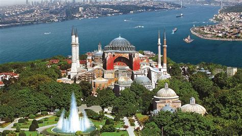 Does the Hagia Sophia still exist?