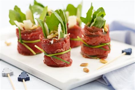 Carpaccio rolletjes Borrelhapjes recept SmaakMenutie