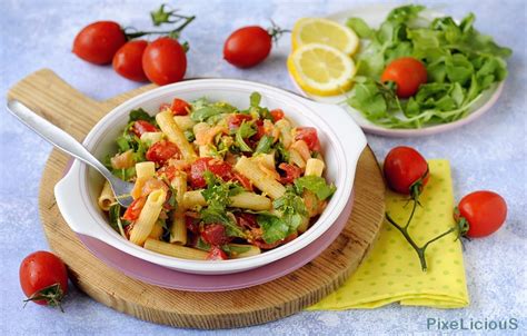 Jun 05, 2020 · si realizza con rucola fresca, olio extravergine, parmigiano e mandorle; Pasta Fredda con Salmone, Rucola e Pomodorini