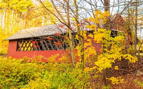 Creamery Covered Bridge In Fall Colors Stock Image Image Of Trees