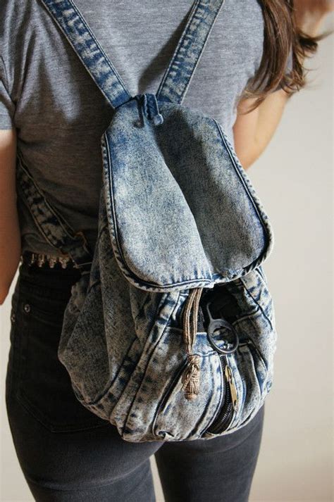 Make A Rucksack Out Of An Old Pair Of Jeans Denim Bag Denim Ideas