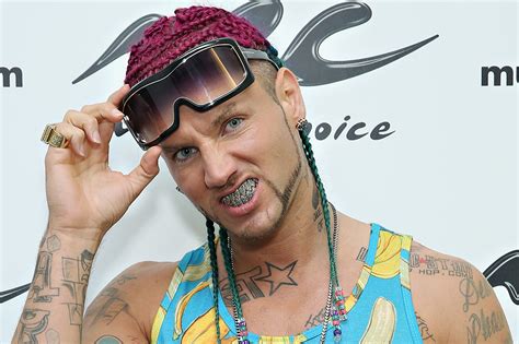 White Rapper With Dreads And Gold Teeth Rappers With Dreads List Of Hip Hop Artists With