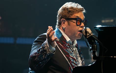 The official website of elton john, featuring tour dates, stories, interviews, pictures, exclusive merch and more. Elton John slams Brexit negotiations, saying "I am a European"