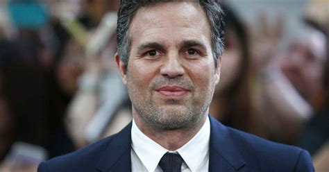 Mark alan ruffalo portrayed bruce banner/hulk in the avengers, iron man 3, avengers: Mark Ruffalo Biography | Movies, Net Worth, Height, Wife, Young, Age, Social