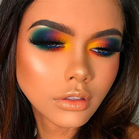 10 Bold Makeup Looks To Try At Home Society19 Dramatic Eye Makeup