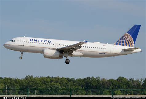 N481ua Airbus A320 232 United Airlines Dj Reed Jetphotos