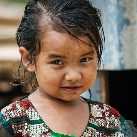 Nepali girl | Nepali girl during the April 2015 Nepal ...