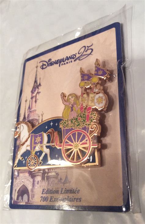 Pin By Mickeys Magical Mall On 2018 Disney Le Pins Disney Trading