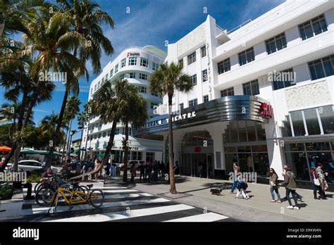 El centro comercial de Lincoln Road, South Beach, Miami Beach, Florida