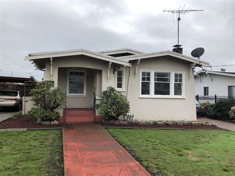 3026 Humboldt Ave, Oakland | Rental Listings | Avail