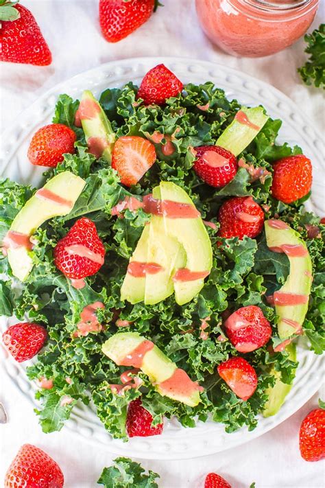 Strawberry Avocado And Kale Salad With Strawberry Apple