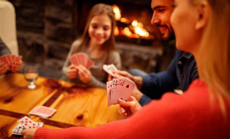 Nuestros juegos educativos online han demostrado ser una herramienta de aprendizaje eficaz tanto para el uso en el aula como en el hogar. 5 juegos de mesa para divertirte en familia esta Navidad