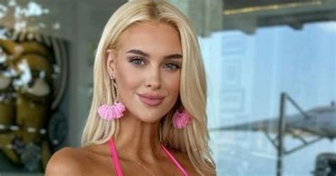 Tom Brady Super Fan And Onlyfans Star Veronika Rajek Goes Full Barbie With Pink Bikini Daily