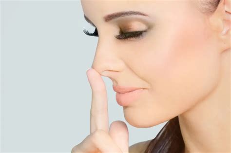 How To Make Your Nose Smaller Without Surgery Fashion Bustle