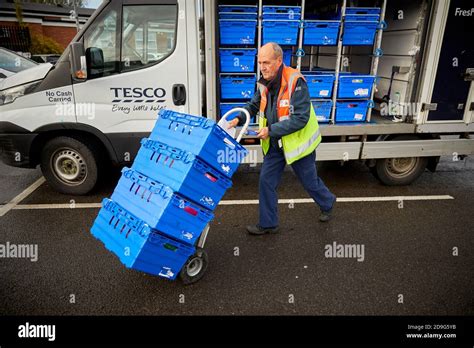 Tesco Delivery Crates Hi Res Stock Photography And Images Alamy