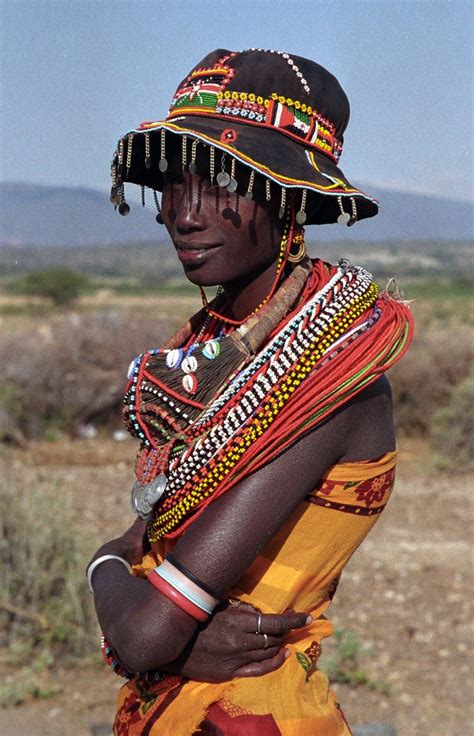 Tribes Of Kenia Samburu Woman The Samburu Are Related To Flickr