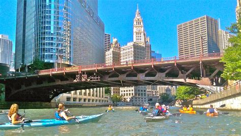 Chicago River History And Architecture Tour Wateriders