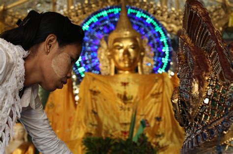 How Women Are Remaking Buddhism The Washington Post