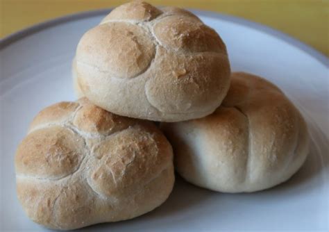 Air Fryer Bread Rolls Baked In Under 10 Minutes