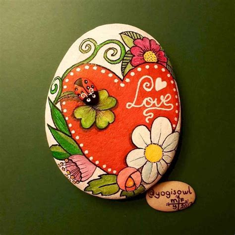 52 Romantic Valentine Painted Rocks Ideas Diy For Girl Rock Painting