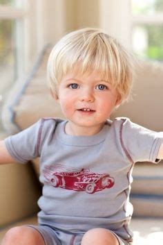 Are you facing difficulty in selecting the right kind of haircut for your little one? Blonde Toddler Boy | Blonde Baby Boy | Blonde kids, Blonde ...