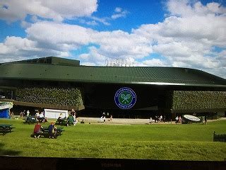 Click on the 'x' to acknowledge that you are happy to receive cookies from wimbledon.com. ウィンブルドンの植栽イングリッシュガーデンの裏側と切花 ...