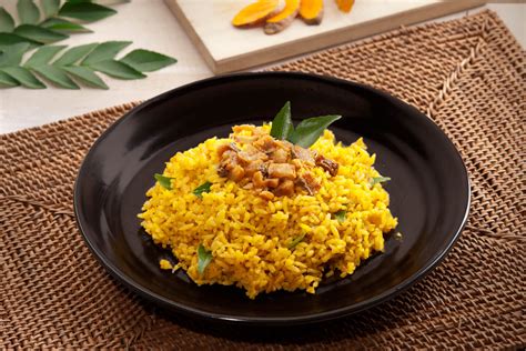 Bagaimana cara membuat nasi goreng jawa yang enak? Resep Nasi Goreng Kunyit, Kaya Rempah - FaktualNews.co