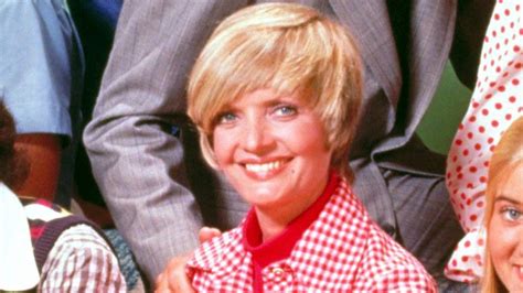 florence henderson brady bunch star s life and career in photos variety